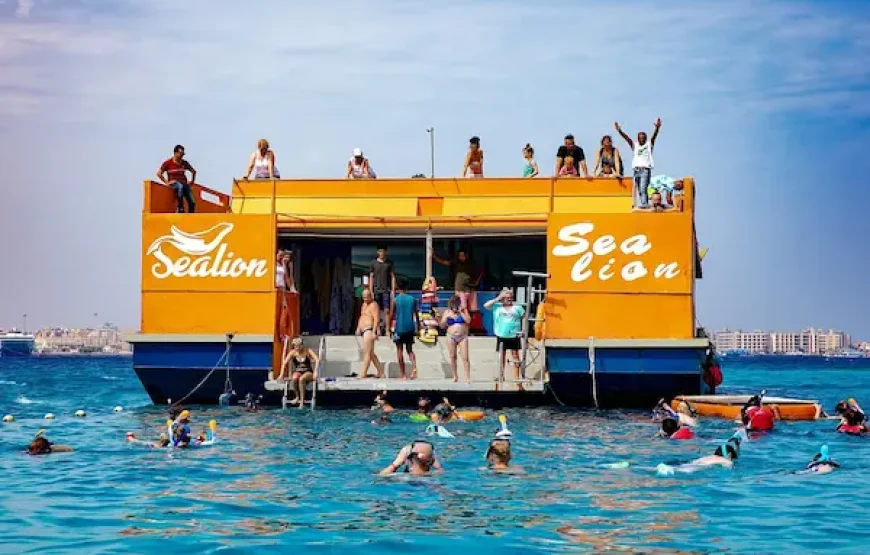 Sea Scope Glass Boat